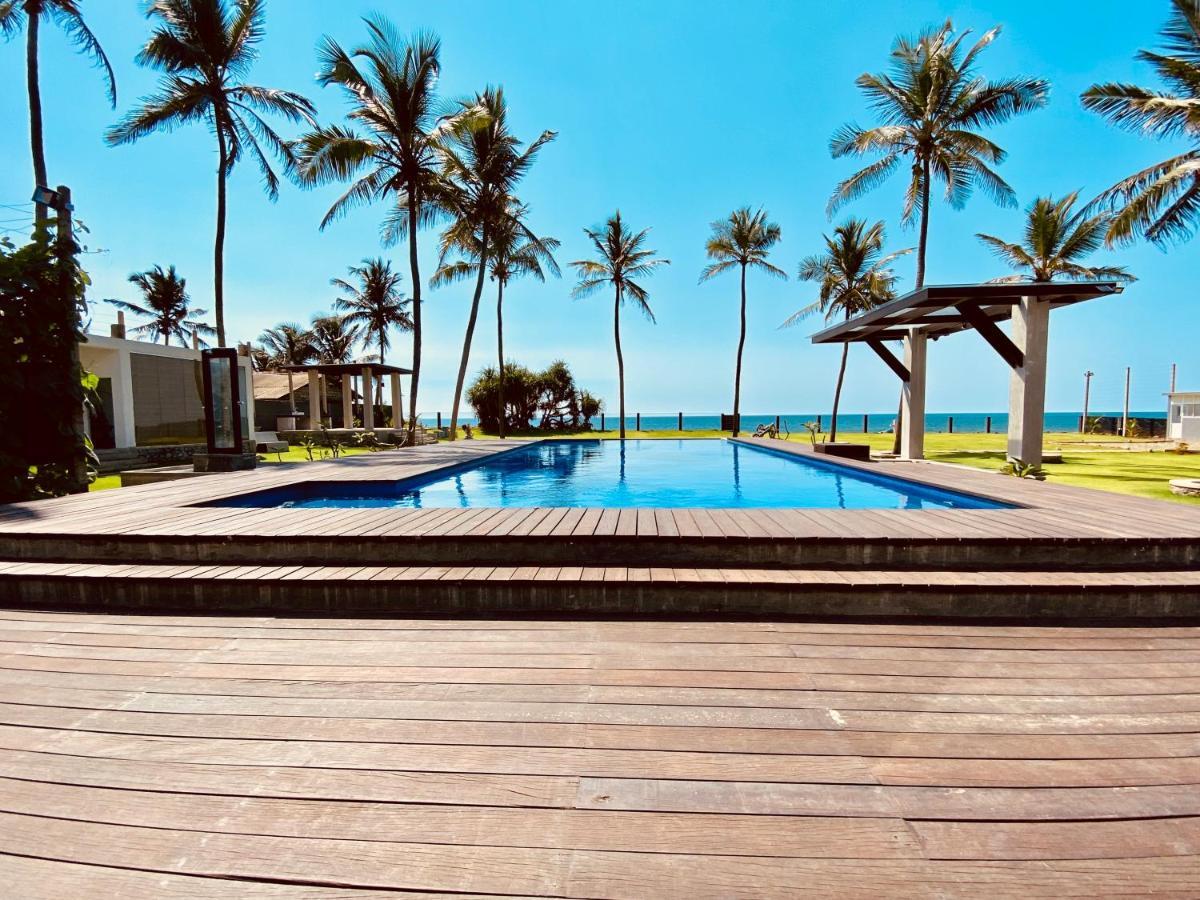 Hotel The Lighthouse Negombo Exterior foto